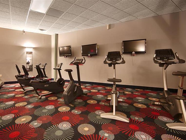 Best Western Plus Brandywine Inn & Suites Монтичело Екстериор снимка