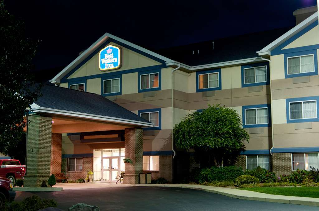 Best Western Plus Brandywine Inn & Suites Монтичело Екстериор снимка